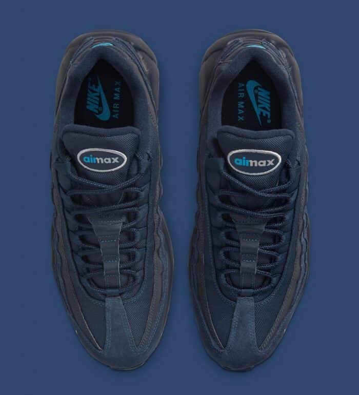 Nike Max 95 in Elegant Shades of Navy