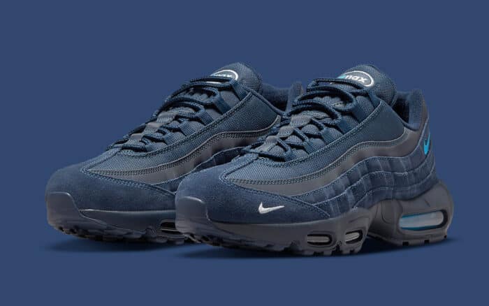 Nike Max 95 in Elegant Shades of Navy