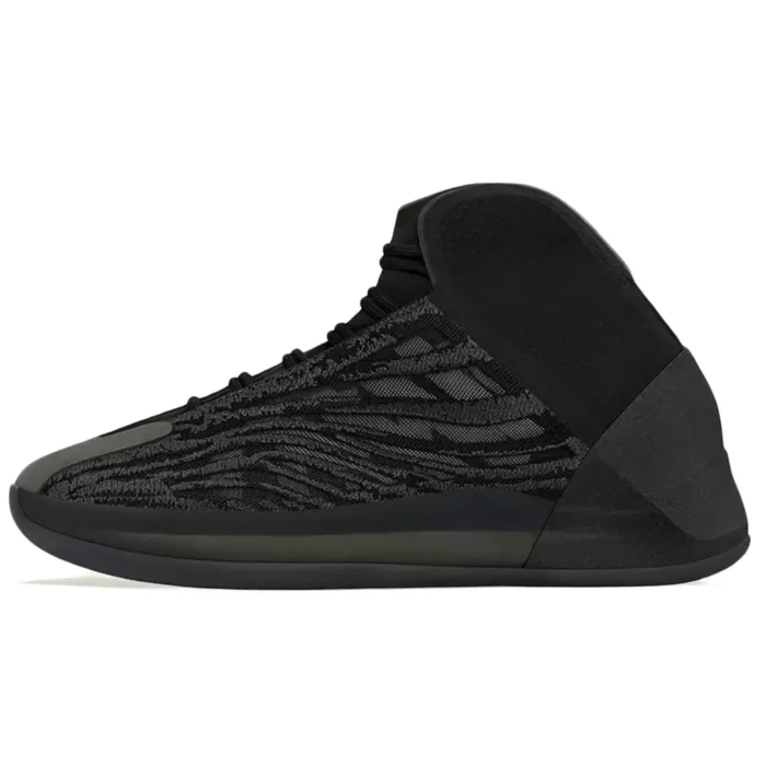 Yeezy QNTM Onyx