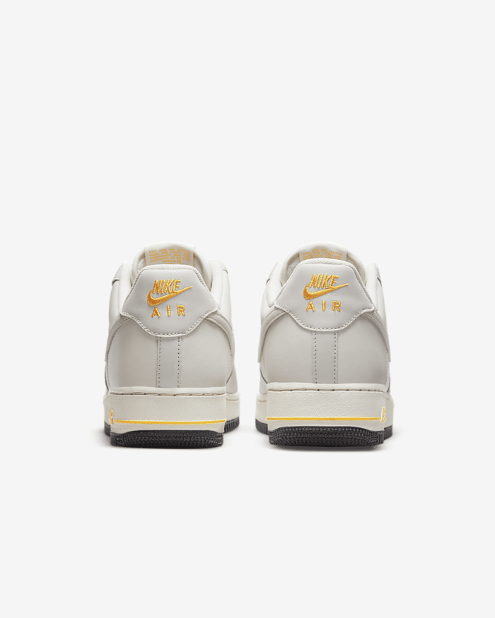 Nike Air Force 1 Light Bone Gold