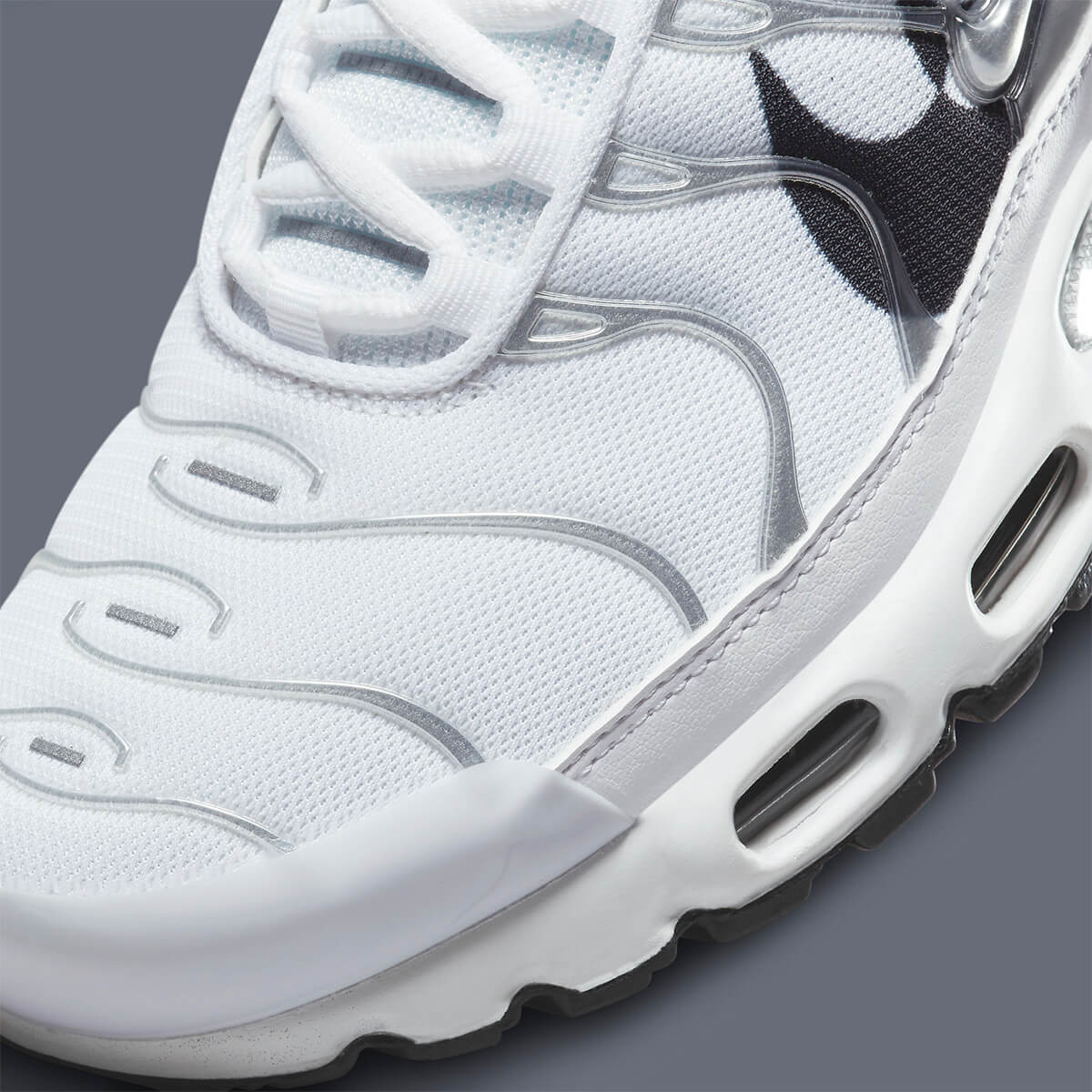 Nike TN Air Max Plus white Silver Swoosh summer 2022