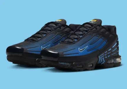 Nike Air Max Plus 3 Gradient Goes From Navy To University Blue A First Look