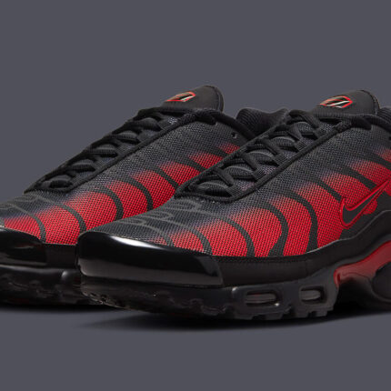 Nike TN Air Max Plus Bred Reflective Red