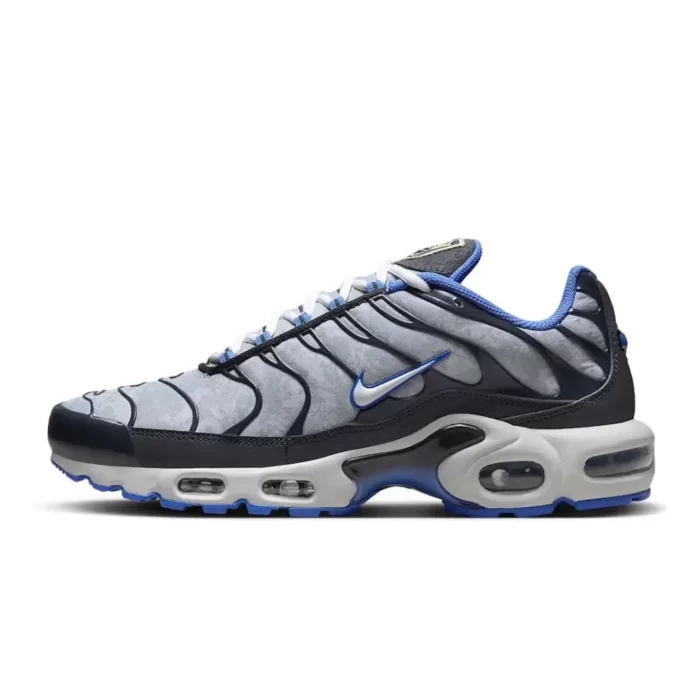 Nike TN Air Max Plus Social FC