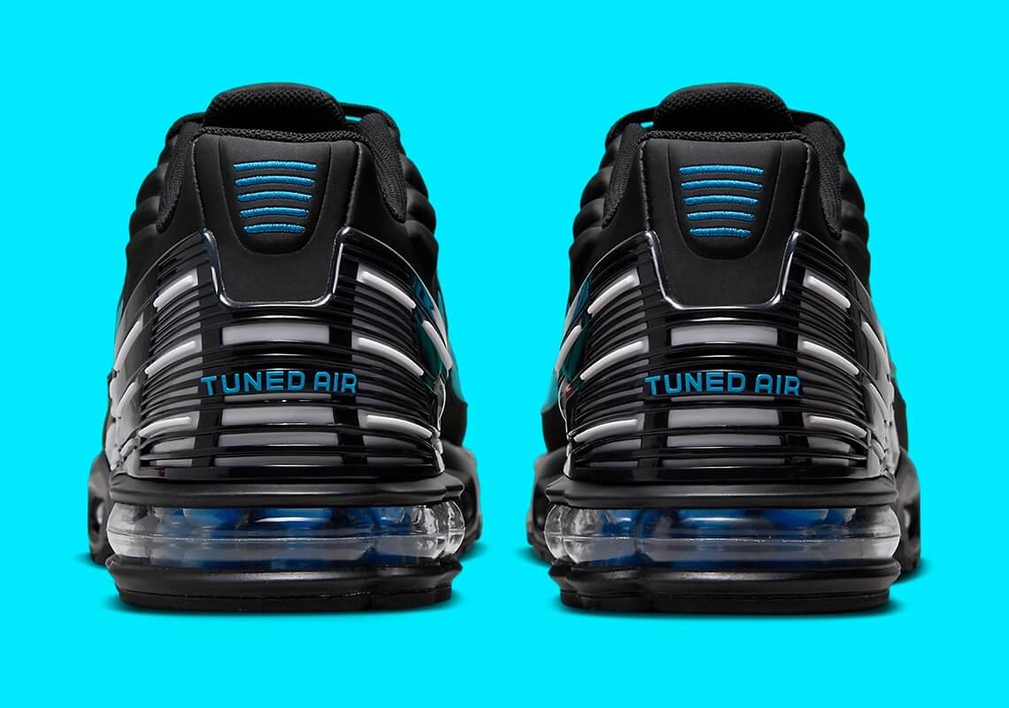 Aqua Illuminates Nike TN Air Max Plus 3