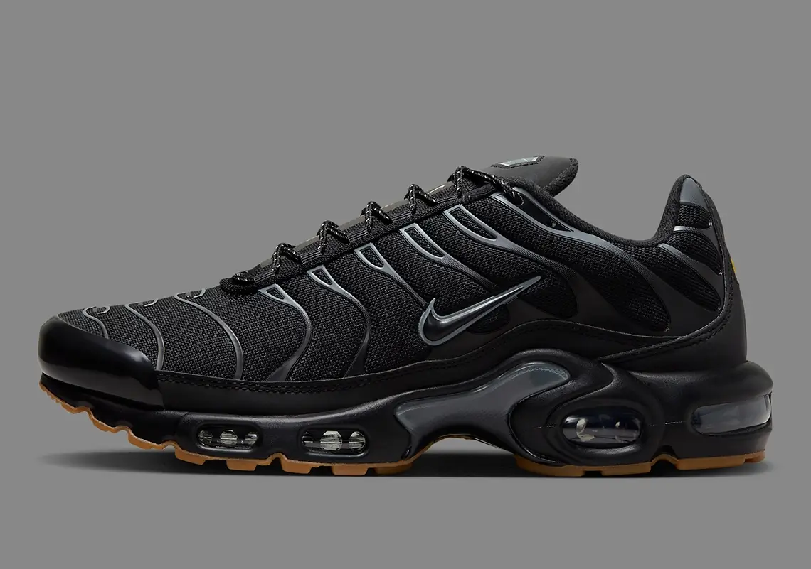 The Nike TN Air Max Plus Adds Gum Bottoms To This Gears