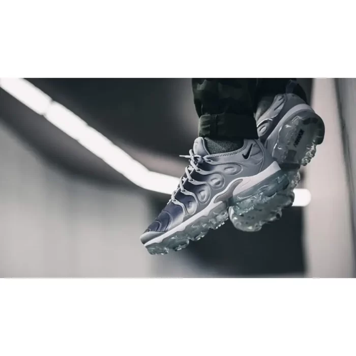 Nike Air VaporMax Plus Silver Gradient