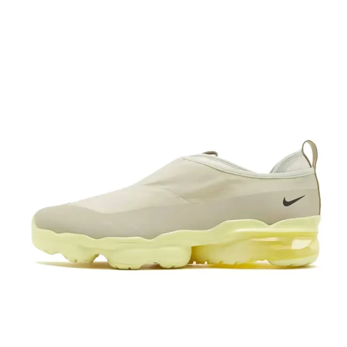 Nike VaporMax Moc Roam Coconut Milk