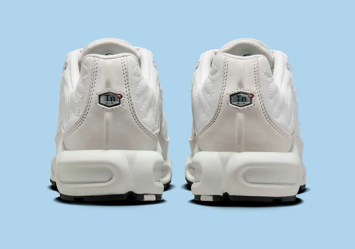 NEW TN Air Max Plus With Fully Reflective Uppers