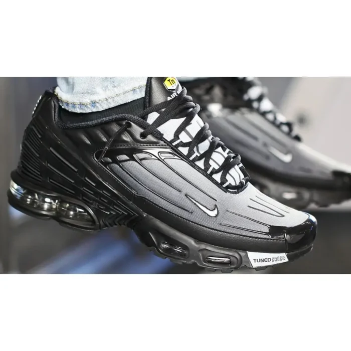 Nike TN Air Max Plus 3 Black On Foot Side Closeup w1024 h1024 pad .jpg