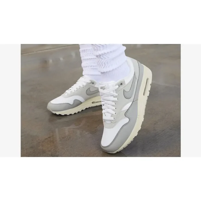 Nike Air Max 1 87 Pure Platinum Sail Grey