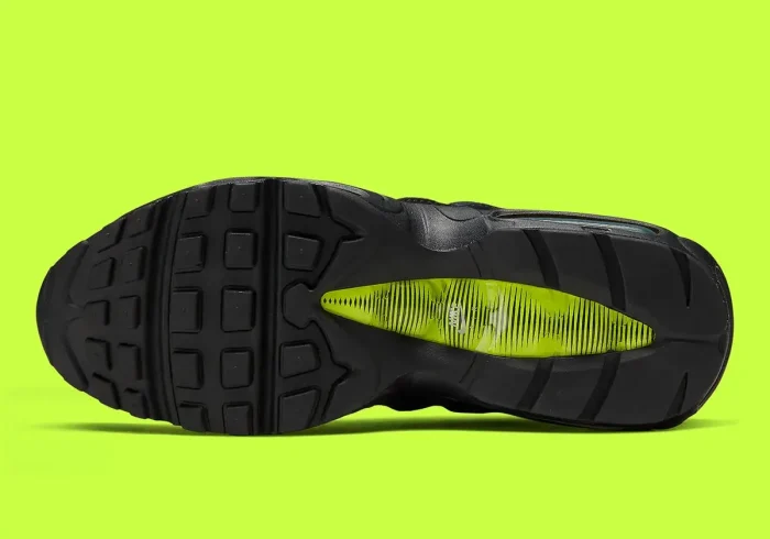 Nike Air Max 95 Retro Logo Black Volt Coming Back