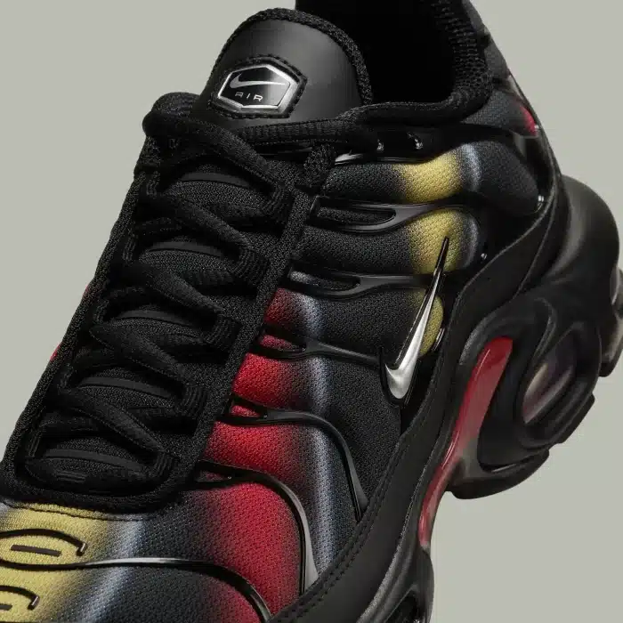 Nike TN Air Max Plus Saturn Gold Salsa Red Upcoming 