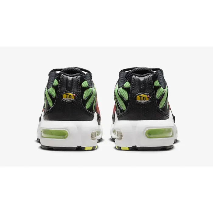 Nike TN Air Max Plus GS Green Strike Flash Crimson