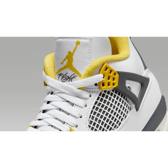 Air Jordan 4 Vivid Sulfur