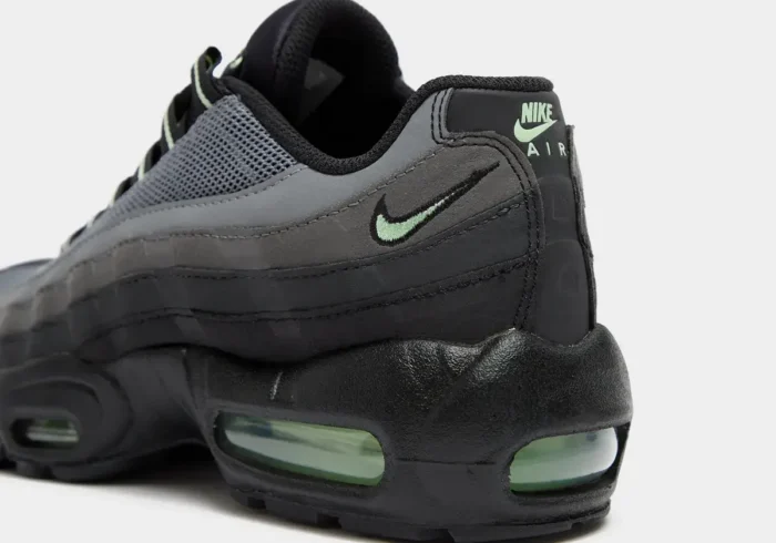 NEW Nike Air Max 95 OG Vapor Green