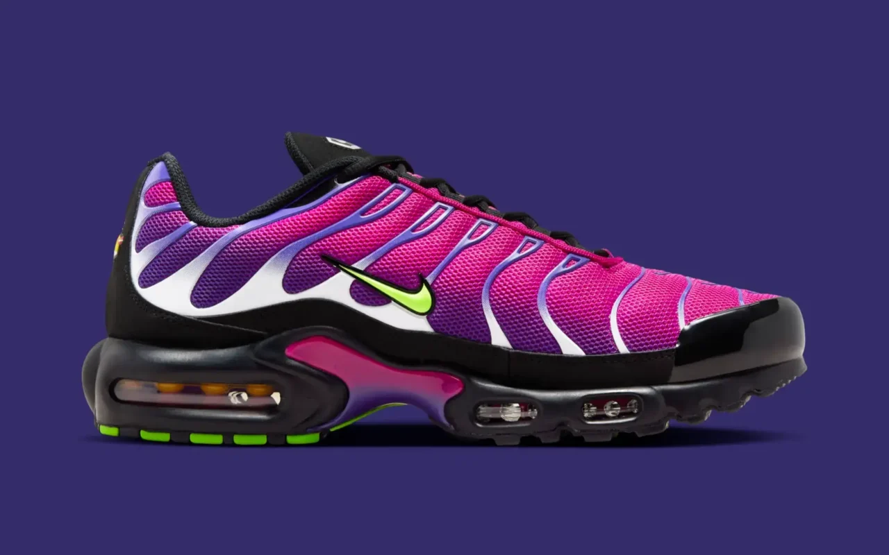 The Nike TN Air Max Plus Fireberry Coming Back 