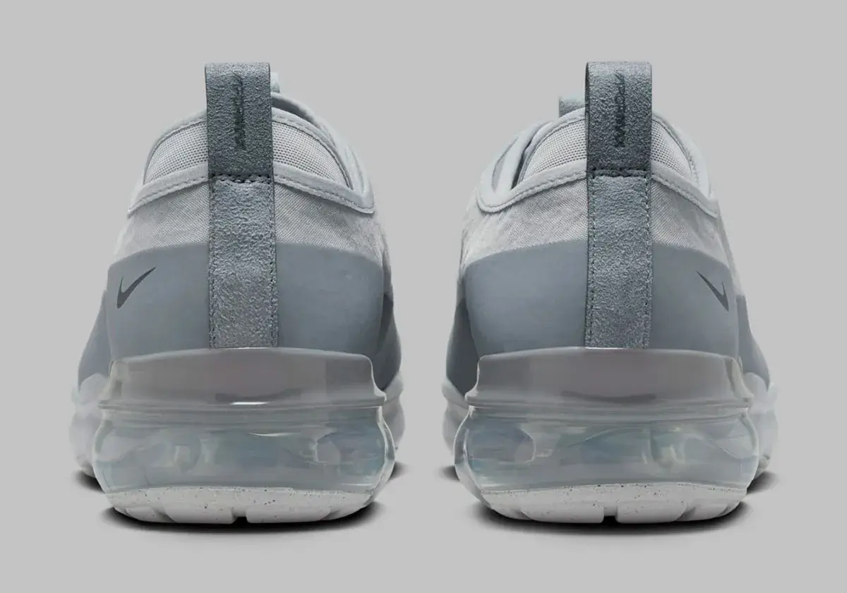 nike vapormax moc roam cool grey DZ7273 002 6.jpg