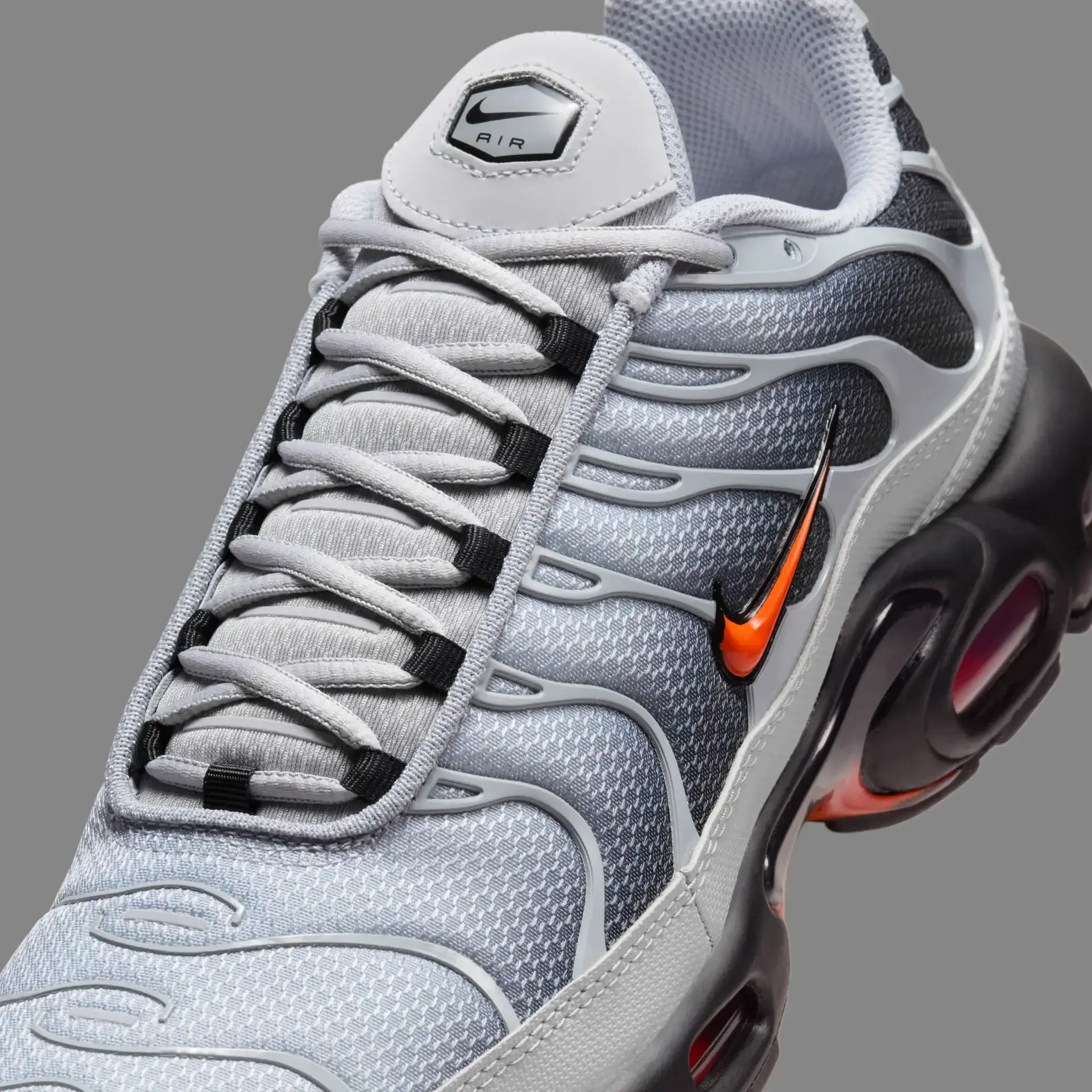 nike air max plus wolf grey picante red dm0032 011 6.jpg