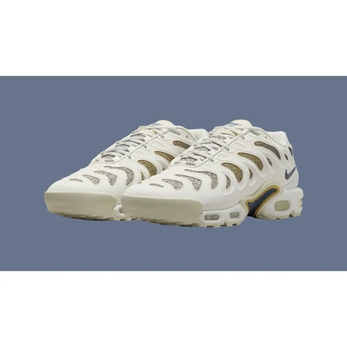 PSG x Nike TN Air Max Plus Drift Phantom