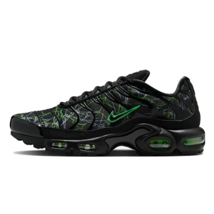 nike tn air max plus shattered glass ib3075 001 w1024 h1024 pad .jpg