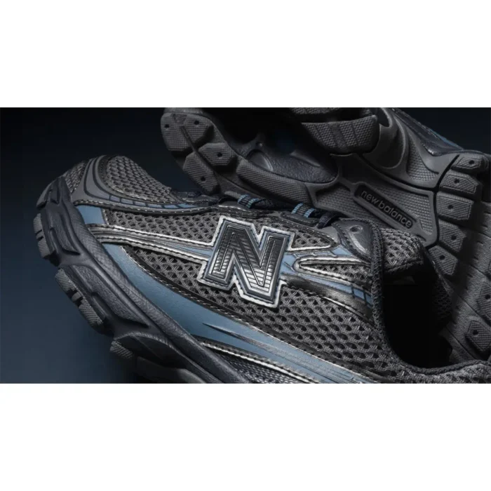 New Balance 740 Black Blue