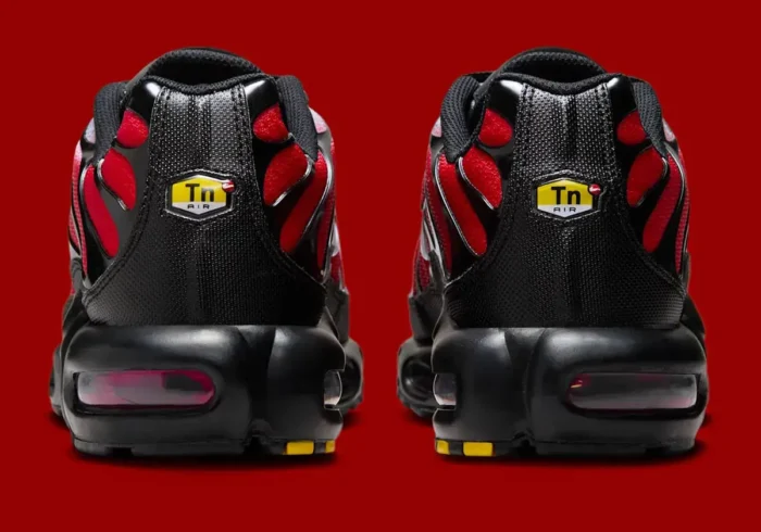 This Nike Air Max Plus captures the Deadpool vibes perfectly for spring