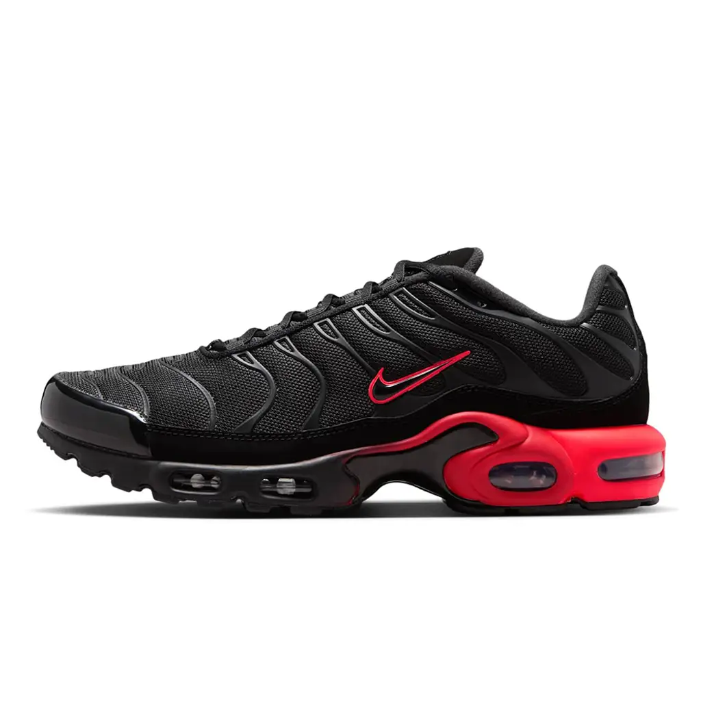 Nike TN Air Max Plus Black Bright Crimson Nike TN Air Max Plus Black Bright Crimson
