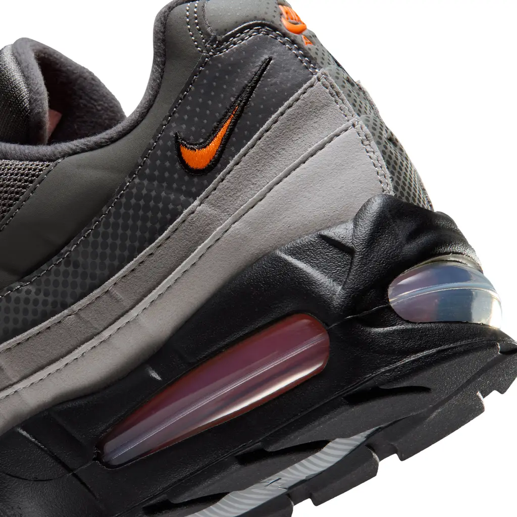 Nike Air Max 95 Black Total Orange Nike Air Max 95 Black Total Orange