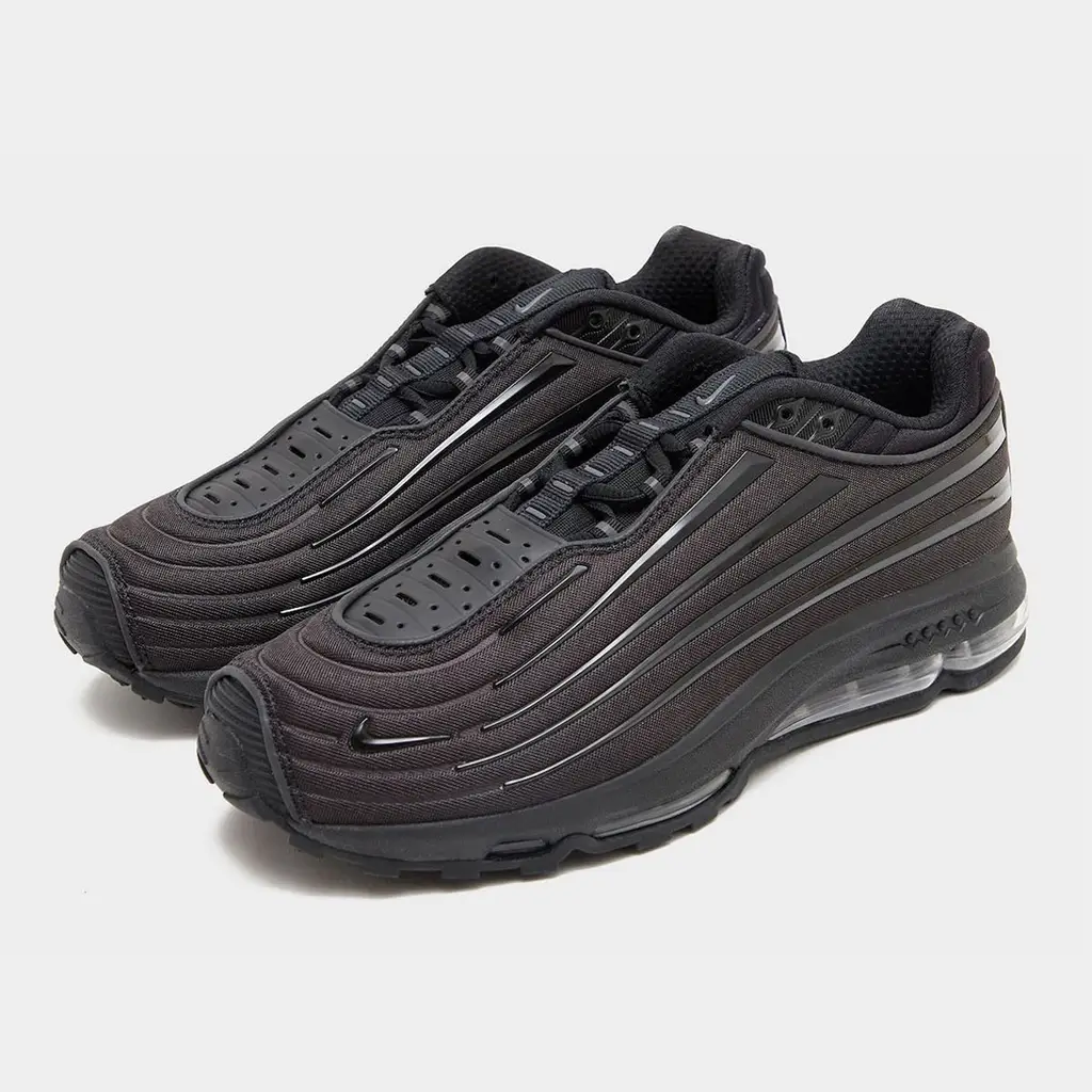 Nike Air Max 2000 Triple Black Nike Air Max 2000 Triple Black