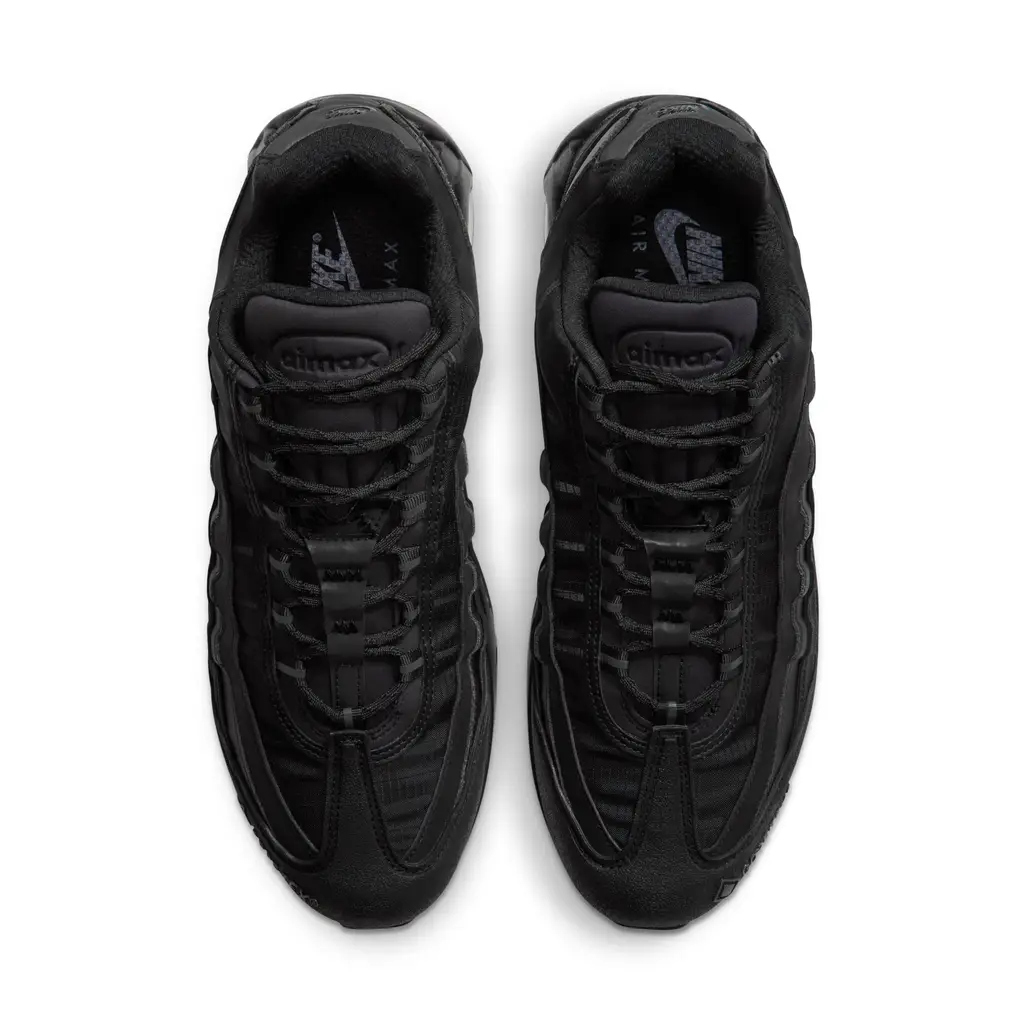 Nike Air Max 95 GORE-TEX Triple Black Nike Air Max 95 GORE-TEX Triple Black