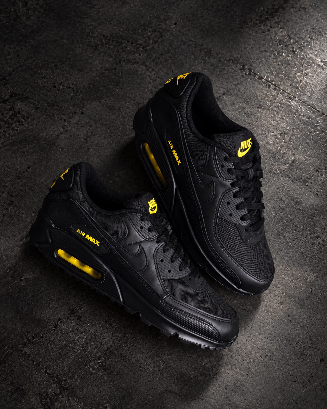 Nike Batman Pack 2026: Black and Yellow Takes Over Nike Batman Pack 2026: Black and Yellow Takes Over